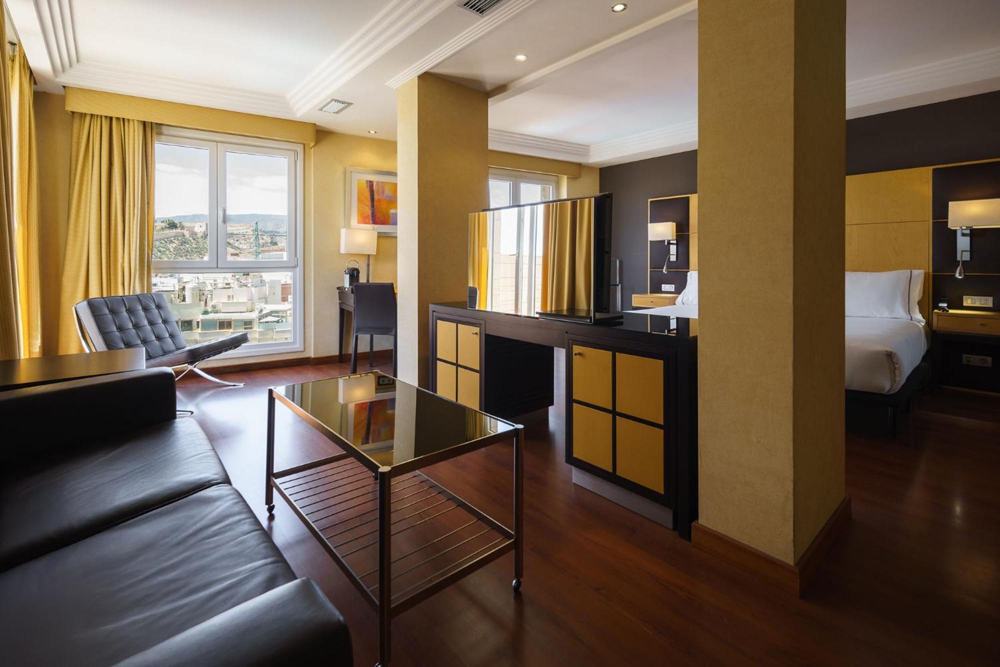 เอซี โฮเต็ล อัลเมเรีย Hotel อัลเมรีอา ภายนอก รูปภาพ