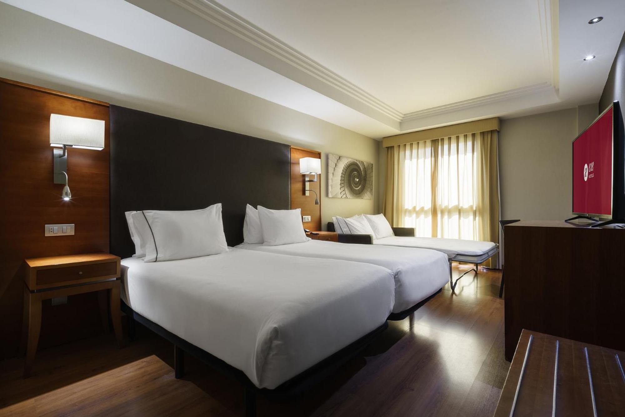 เอซี โฮเต็ล อัลเมเรีย Hotel อัลเมรีอา ภายนอก รูปภาพ