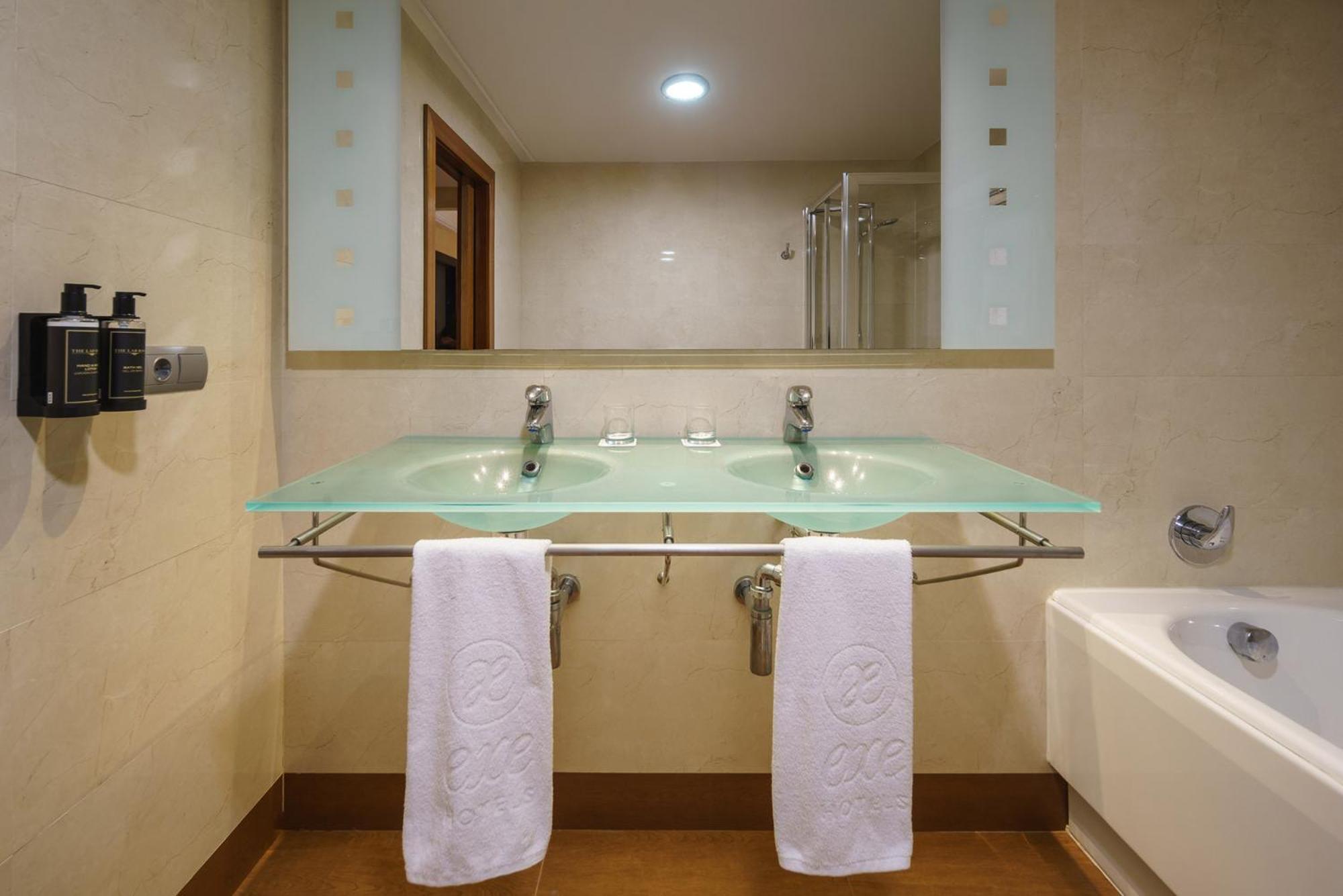 เอซี โฮเต็ล อัลเมเรีย Hotel อัลเมรีอา ภายนอก รูปภาพ